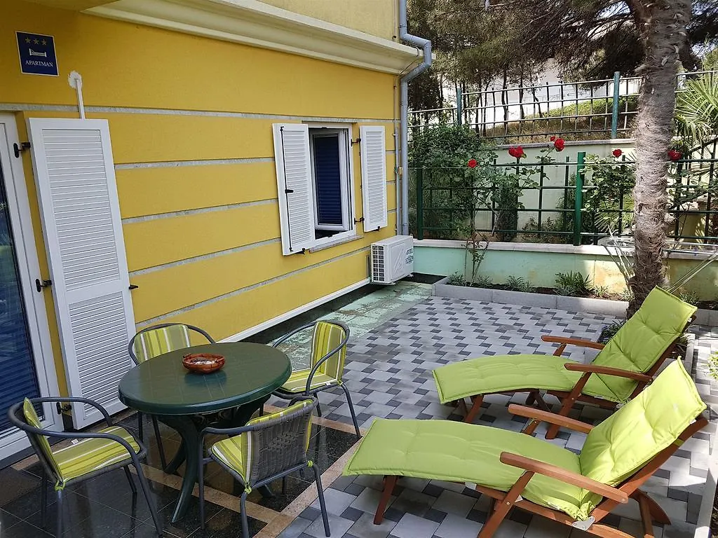 פולה Apartment Blazenka