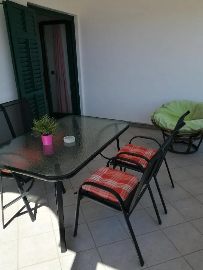 פולה Apartment Blazenka